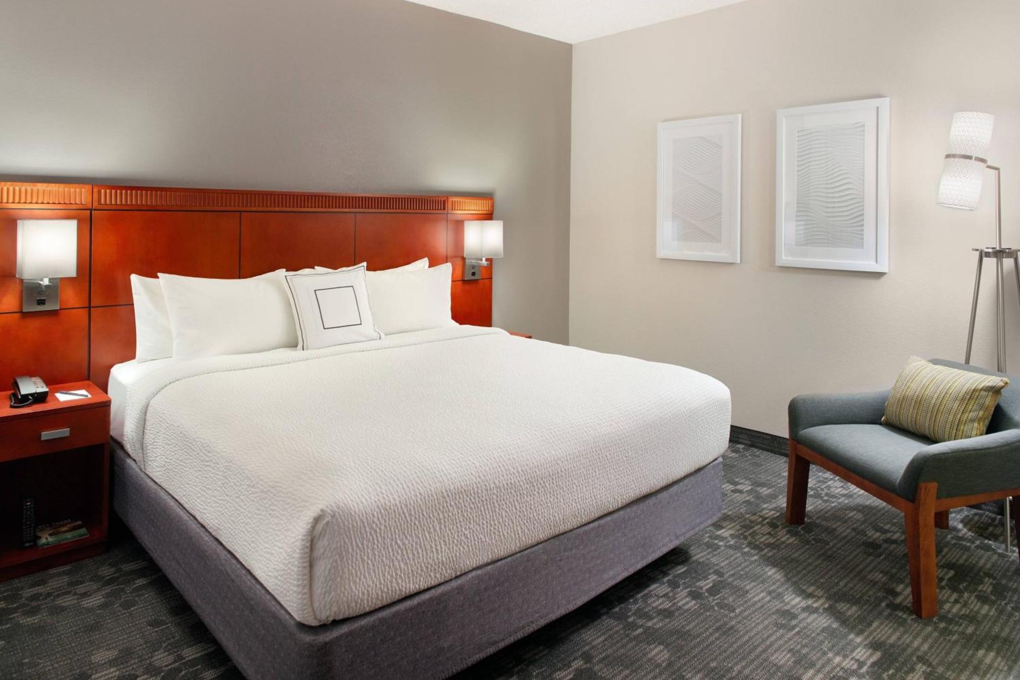 Courtyard By Marriott Raleigh Cary Hotel Exterior foto